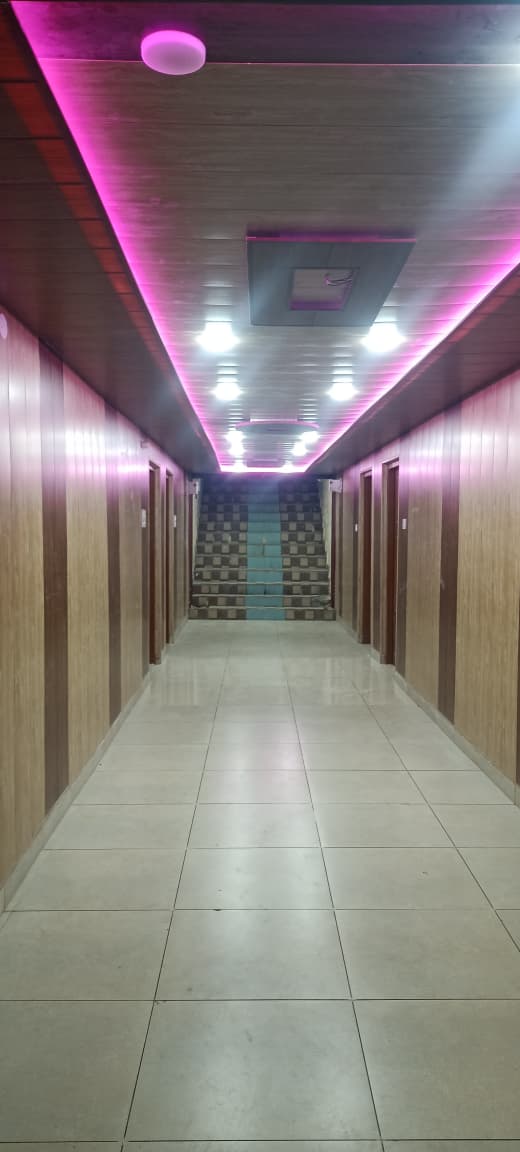 Gallery washroom image